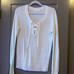 Gap sweater